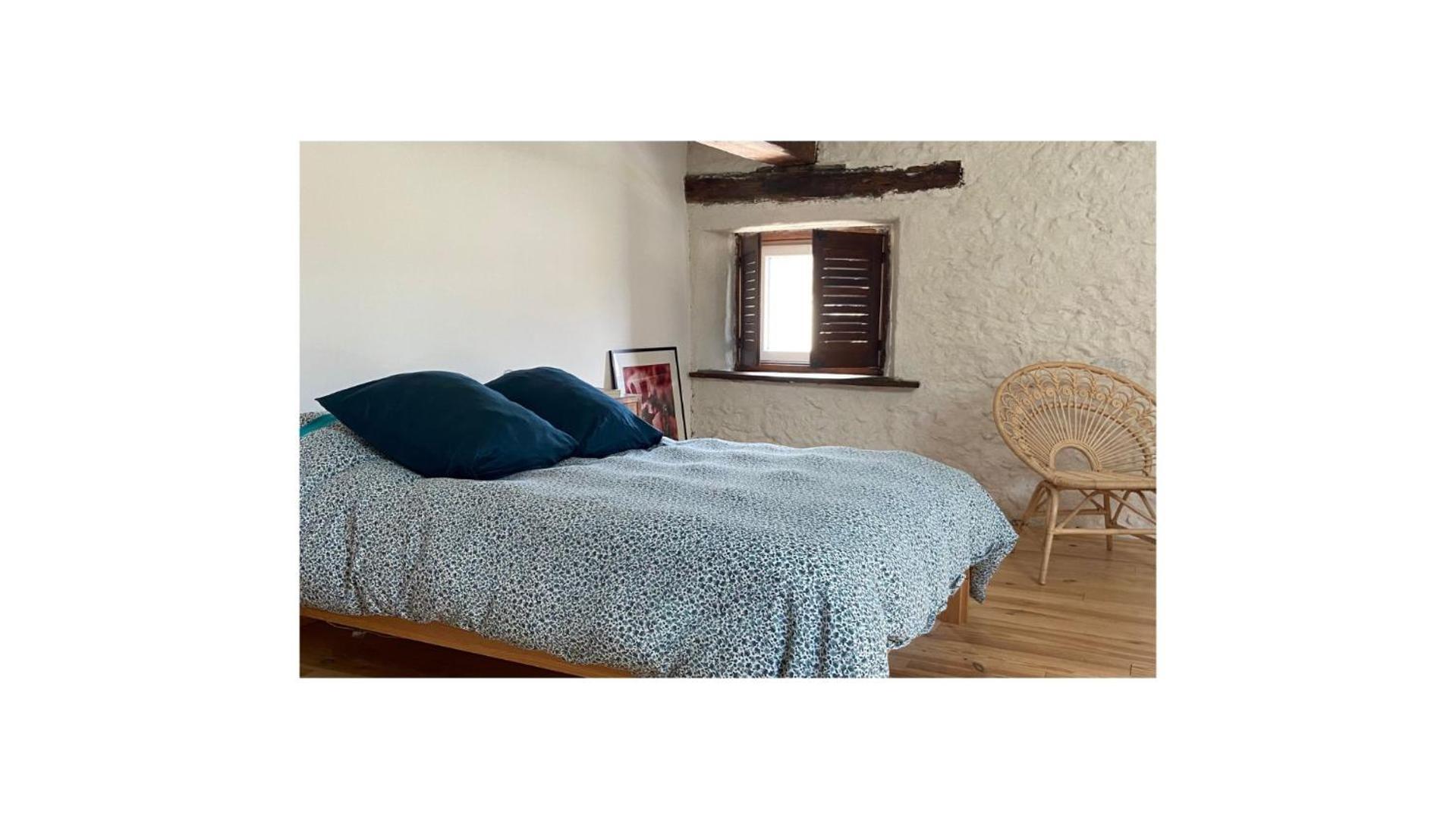 Chambre Triple Deluxe - Gite De La Louve Fougax-et-Barrineuf Ngoại thất bức ảnh