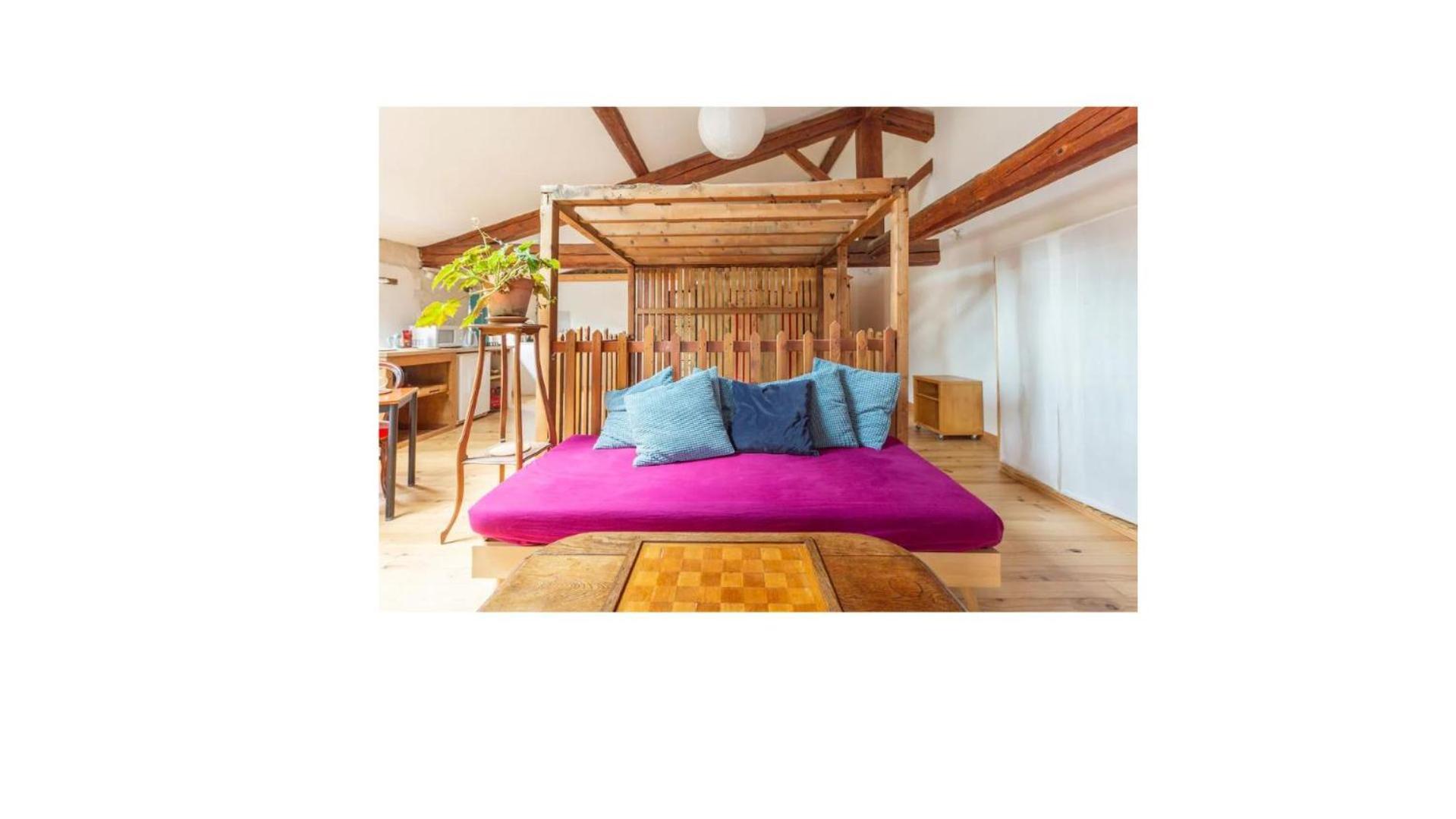 Chambre Triple Deluxe - Gite De La Louve Fougax-et-Barrineuf Ngoại thất bức ảnh